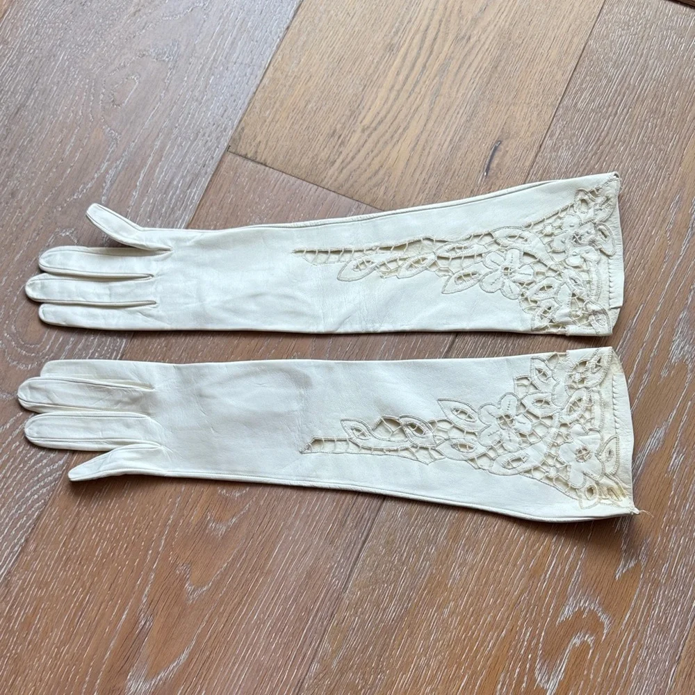 Vintage Kidskin Leather Embroidered Cream Long Gloves